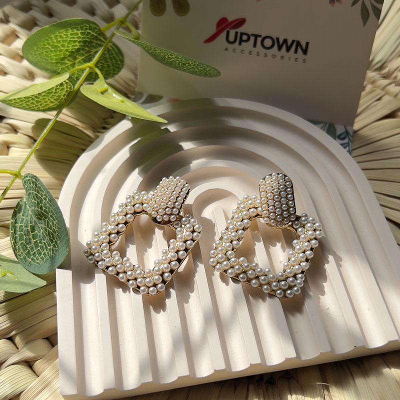 beaded pearl cutout earrings gold-tone