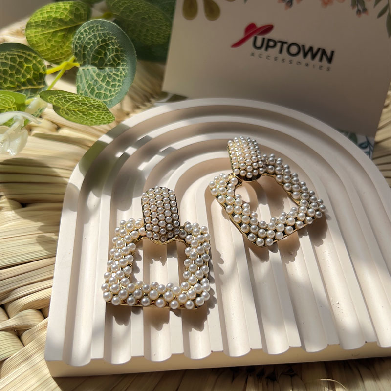 beaded pearl cutout earrings gold-tone