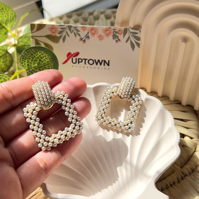 beaded pearl cutout earrings gold-tone