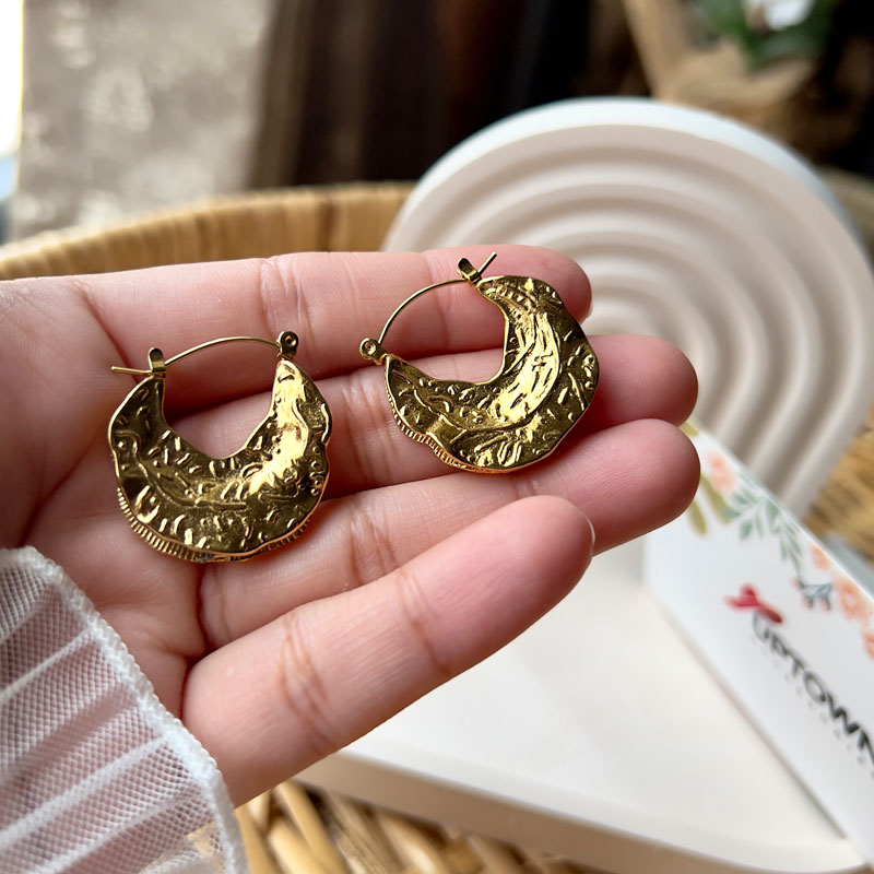 hammered gold crescent hoop earrings stainless steel