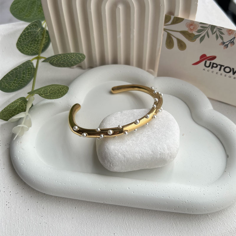 Pearl Speckle Cuff
