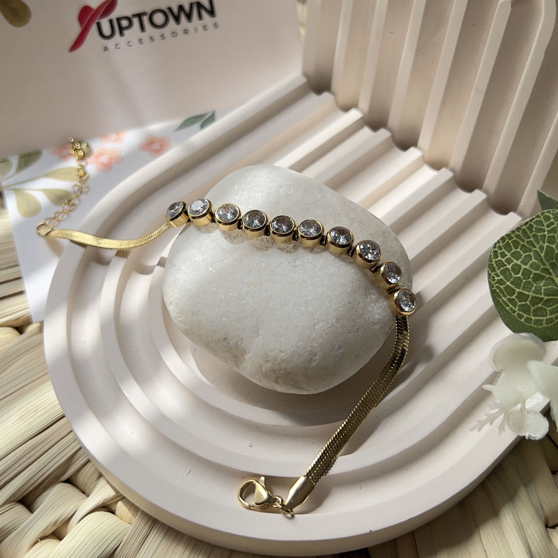 Gold bracelet with bezel-set crystals and snake chain – Bezel Crystal Bracelet by Uptown Accessories