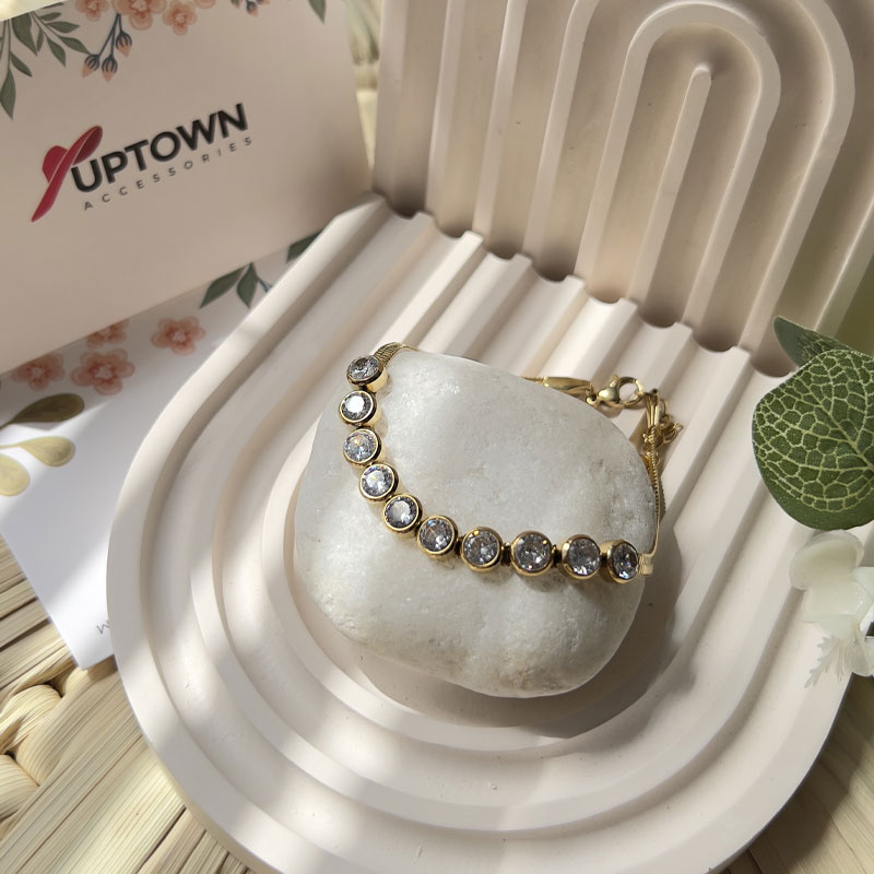 Gold bracelet with bezel-set crystals and snake chain – Bezel Crystal Bracelet by Uptown Accessories